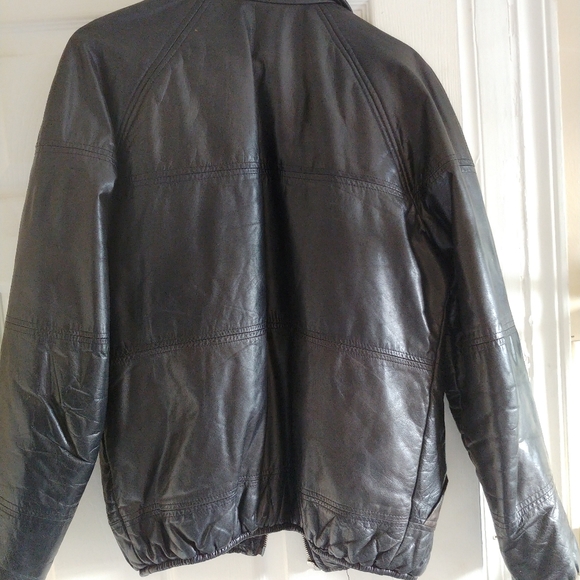 Leather coat - Picture 2 of 3